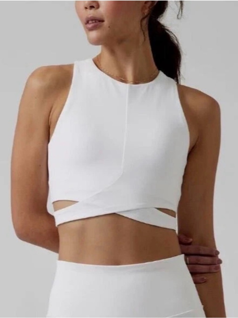 Like New Athleta D-DD Criss Cross Conscious Crop